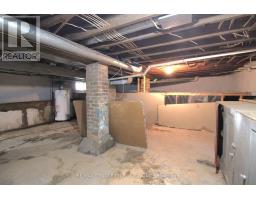 28 MAPLE STREET - 30