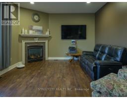 1366 KAINS WOODS TERRACE - 8