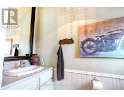 174 MCARTHUR STREET - 24