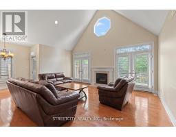 25 - 124 NORTH CENTRE ROAD - 15