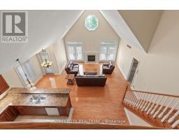 25 - 124 NORTH CENTRE ROAD - 27