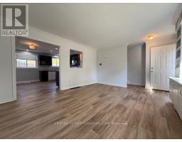 17 VINCENT CRESCENT S - 11