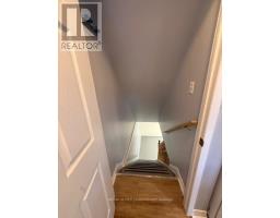 17 VINCENT CRESCENT S - 19