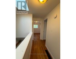 17 VINCENT CRESCENT S - 34