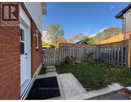 17 VINCENT CRESCENT S - 42