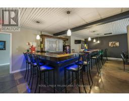 130 - 22790 AMIENS ROAD - 40