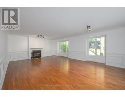 19 - 65 FIDDLERS GREEN ROAD - 18