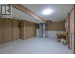 19 - 65 FIDDLERS GREEN ROAD - 36