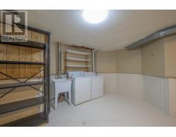 19 - 65 FIDDLERS GREEN ROAD - 38