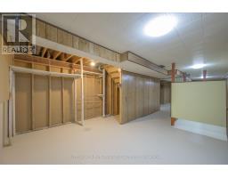 19 - 65 FIDDLERS GREEN ROAD - 39