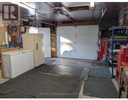 27 BRISCOE STREET W - 16