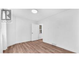 151 WALMER GARDENS - 12