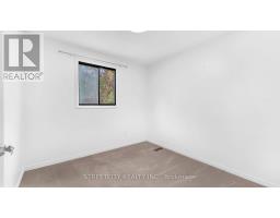 151 WALMER GARDENS - 17