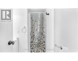 151 WALMER GARDENS - 26