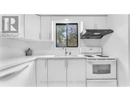 151 WALMER GARDENS - 7