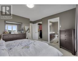 916 ROULSTON STREET - 21