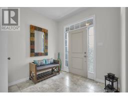 916 ROULSTON STREET - 4