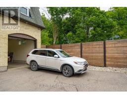 3 - 80 BARTON STREET - 30