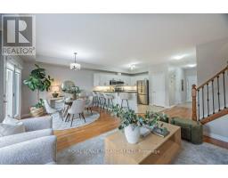 8 - 2089 BEAVERBROOK AVENUE - 10