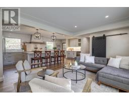 374 GLENROSE DRIVE - 11