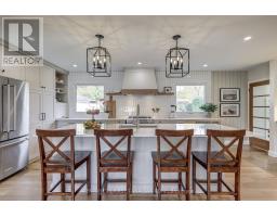 374 GLENROSE DRIVE - 12