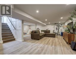 374 GLENROSE DRIVE - 33