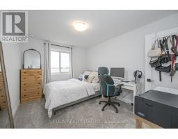 33 EVYLEAN COURT - 24