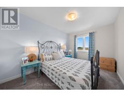 376 BRADSHAW DRIVE - 19