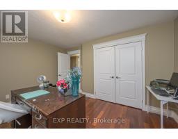 22 FARMHOUSE ROAD - 23