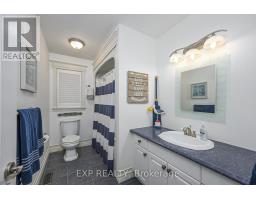 22 FARMHOUSE ROAD - 26