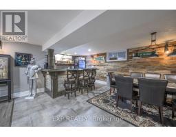 22 FARMHOUSE ROAD - 27