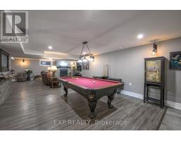 22 FARMHOUSE ROAD - 28