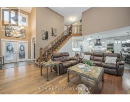 22 FARMHOUSE ROAD - 4