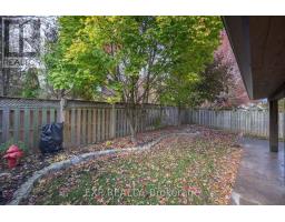 22 FARMHOUSE ROAD - 40