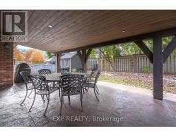 22 FARMHOUSE ROAD - 42