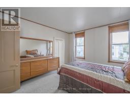 124 HIGH STREET W - 24