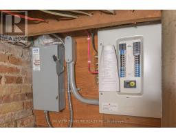 124 HIGH STREET W - 31