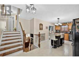 19 HEMLOCK BOULEVARD - 14