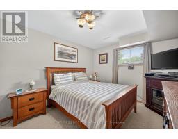 19 HEMLOCK BOULEVARD - 22