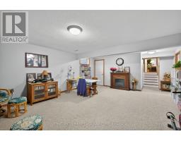 19 HEMLOCK BOULEVARD - 28