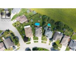 19 HEMLOCK BOULEVARD - 46