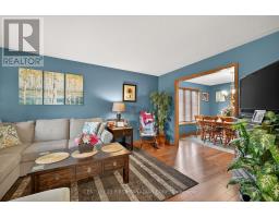 19 HEMLOCK BOULEVARD - 7