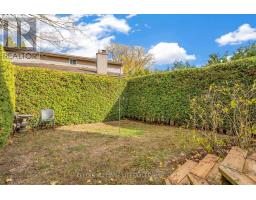 175 WALMER GARDENS - 33
