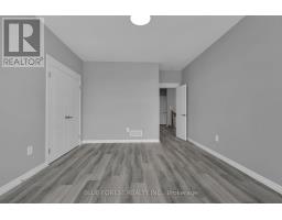 2916 LEMIEUX WALK - 32