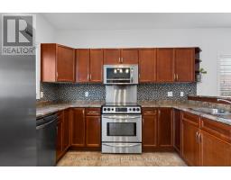 576 GARIBALDI AVENUE - 7