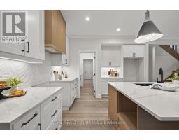 30 - 22701 ADELAIDE ROAD - 13