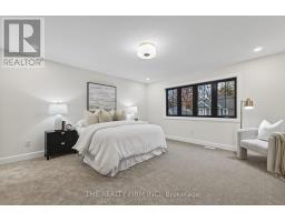 30 - 22701 ADELAIDE ROAD - 22