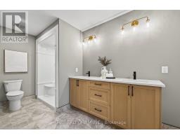 30 - 22701 ADELAIDE ROAD - 24