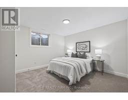 30 - 22701 ADELAIDE ROAD - 37