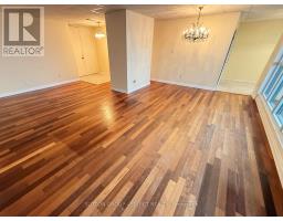 1901 - 389 DUNDAS STREET - 10